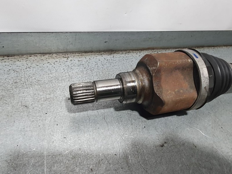 Recambio de transmision delantera derecha para citroën berlingo feel m referencia OEM IAM 9806699870  