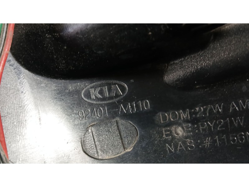 Recambio de piloto trasero izquierdo exterior para kia carens iv 1.6 gdi referencia OEM IAM 92401A4020  