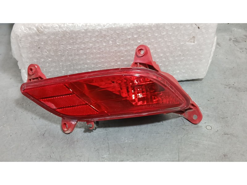 Recambio de piloto trasero derecho paragolpes para kia carens iv 1.6 gdi referencia OEM IAM 92406A4000  
