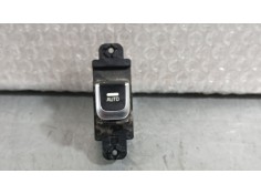 MANDO ELEVALUNAS DELANTERO DERECHO 93575A4020 