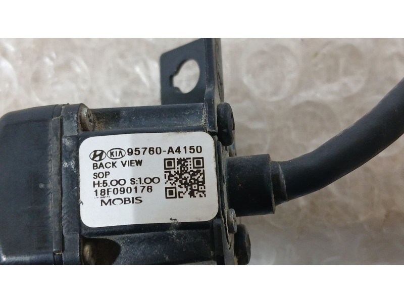 Recambio de camara vision trasera para kia carens iv 1.6 gdi referencia OEM IAM 95760A4150  