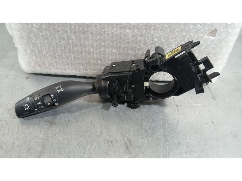 Recambio de mando luces para kia carens iv 1.6 gdi referencia OEM IAM   