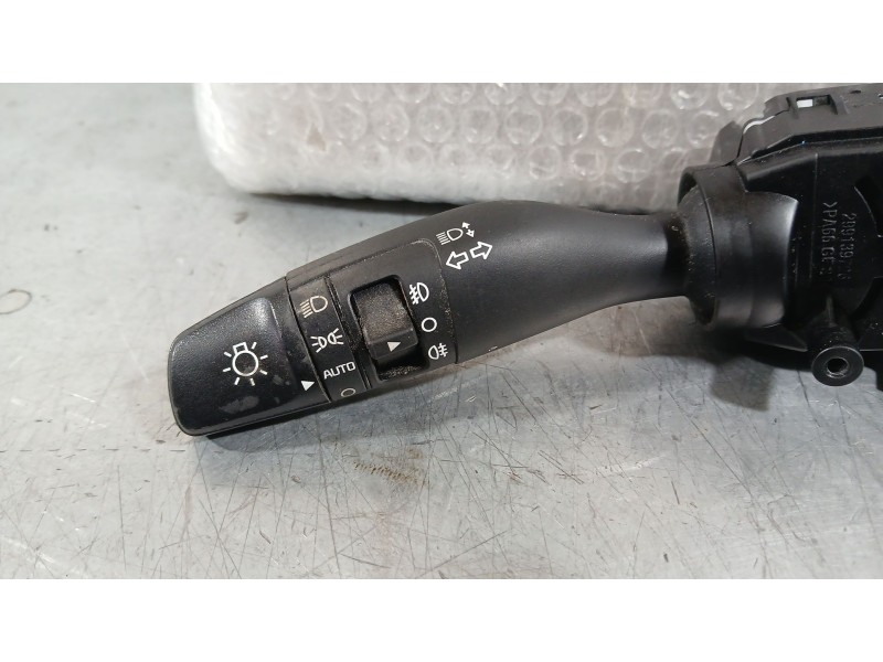 Recambio de mando luces para kia carens iv 1.6 gdi referencia OEM IAM   