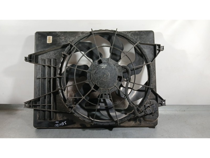 Recambio de electroventilador para kia carens iv 1.6 gdi referencia OEM IAM 25380A4000  