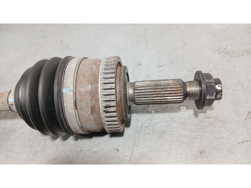 Recambio de transmision delantera derecha para kia carens iv 1.6 gdi referencia OEM IAM 49501A4000SJ  