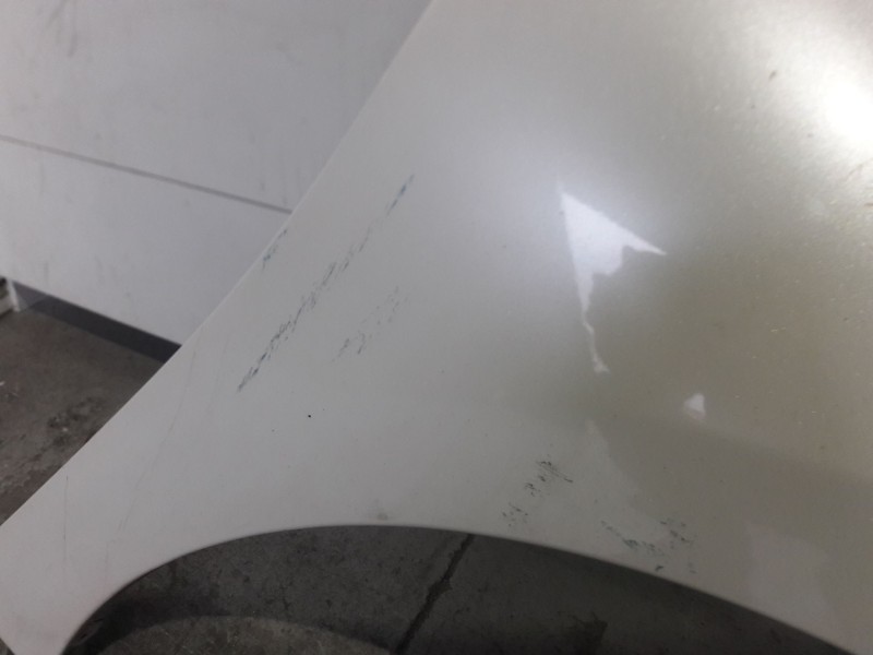 Recambio de aleta delantera derecha para lexus es 300h referencia OEM IAM 5380133230 ROZADA 