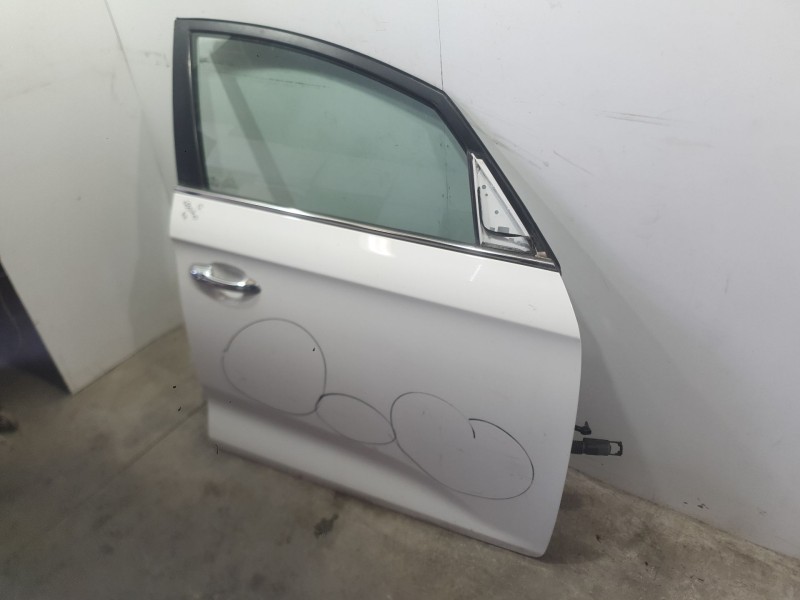 Recambio de puerta delantera derecha para kia carens iv 1.6 gdi referencia OEM IAM 76004A4000  