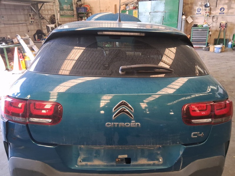 Recambio de porton trasero para citroën c4 cactus 1.2 thp 110 referencia OEM IAM 9821273280  