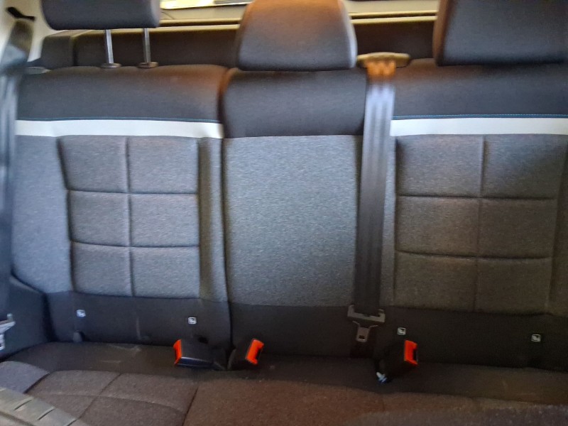 Recambio de asientos traseros para citroën c4 cactus 1.2 thp 110 referencia OEM IAM   