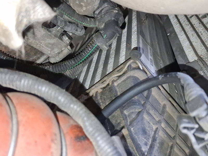 Recambio de intercooler para citroën c4 cactus 1.2 thp 110 referencia OEM IAM 9675627980  