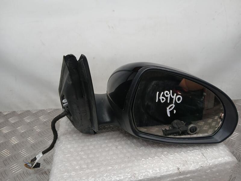 Recambio de retrovisor derecho para mercedes-benz clase c (w206) c 300 de (206.208) referencia OEM IAM A3180190 ROZADO ELECTRICO