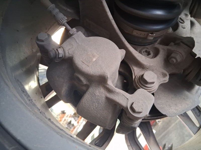 Recambio de pinza freno delantera derecha para bmw x1 (f48) sdrive 18 d referencia OEM IAM 34116860266  