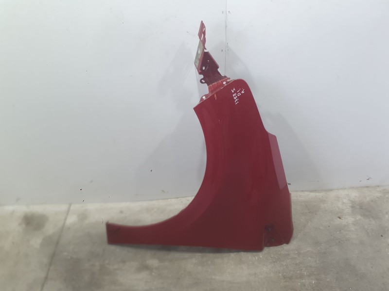 Recambio de aleta delantera izquierda para peugeot 208 i (ca_, cc_) 1.2 vti 82 referencia OEM IAM 9672994980  
