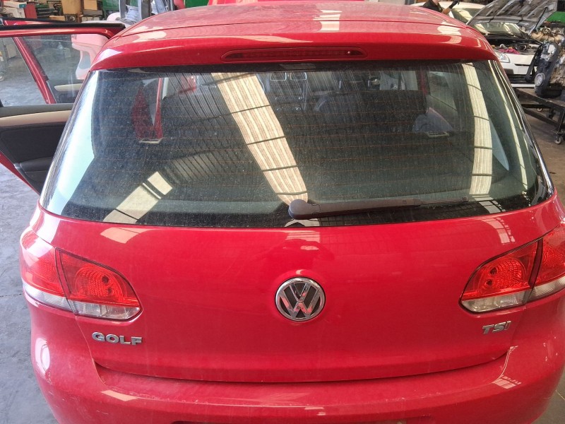 Recambio de porton trasero para volkswagen golf vi (5k1) 1.4 tsi referencia OEM IAM 5K6827025J  