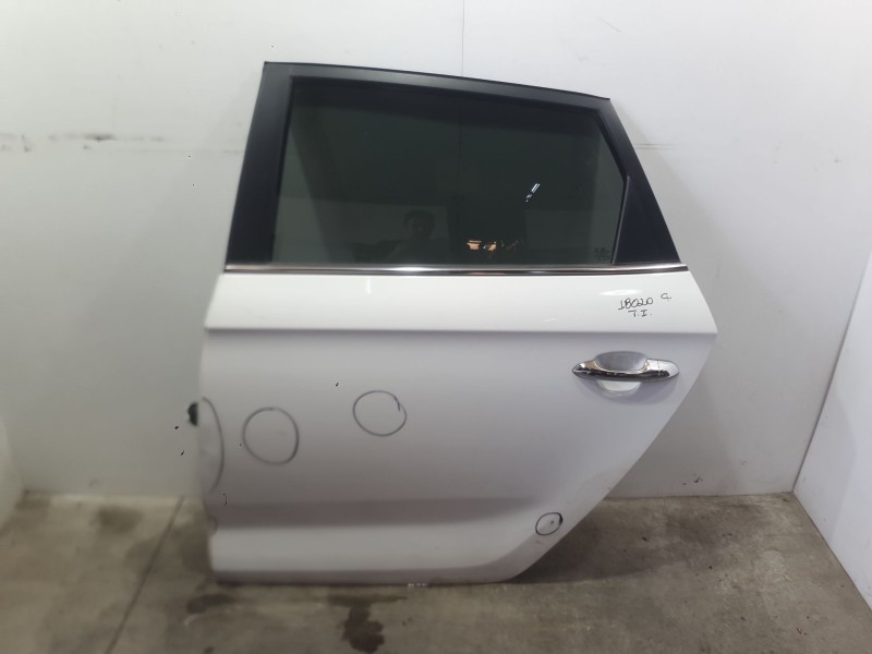 Recambio de puerta trasera izquierda para kia carens iv 1.6 gdi referencia OEM IAM 77003A4000  