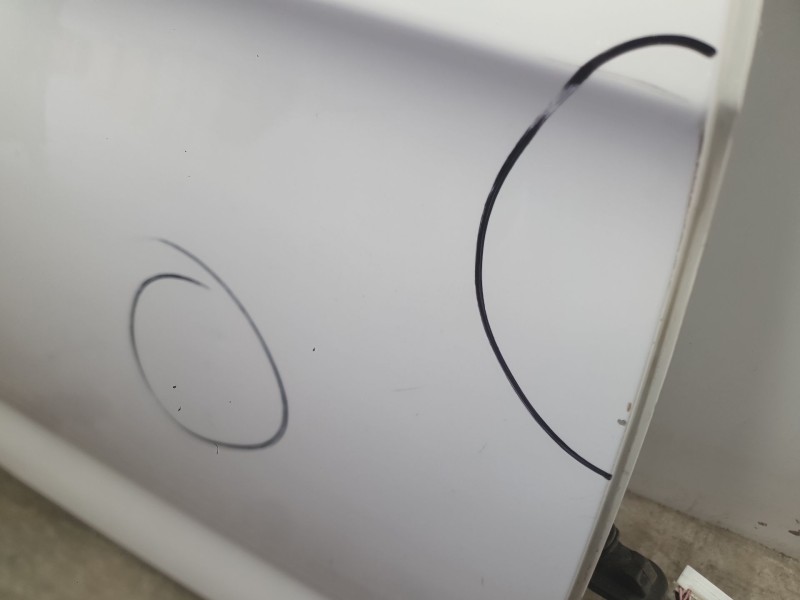 Recambio de puerta trasera derecha para kia carens iv 1.6 gdi referencia OEM IAM 77004A4000  