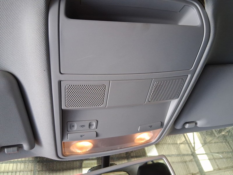 Recambio de luz interior para volkswagen golf vi (5k1) 1.4 tsi referencia OEM IAM 3C8880201AA81U  