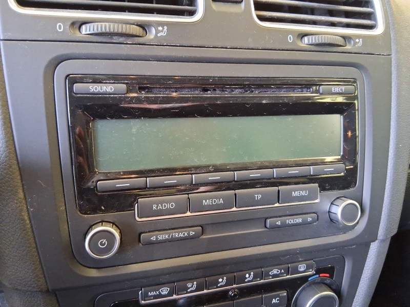 Recambio de sistema audio / radio cd para volkswagen golf vi (5k1) 1.4 tsi referencia OEM IAM   