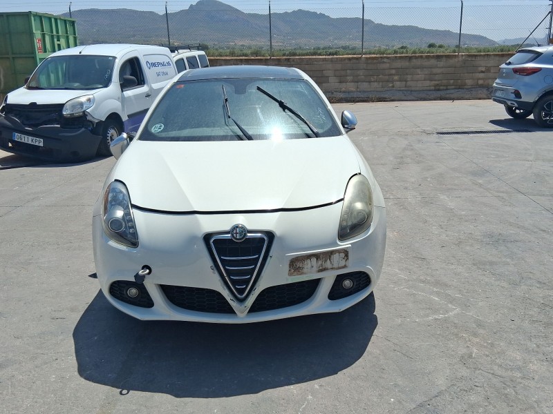 alfa romeo giulietta (940_) del año 2011