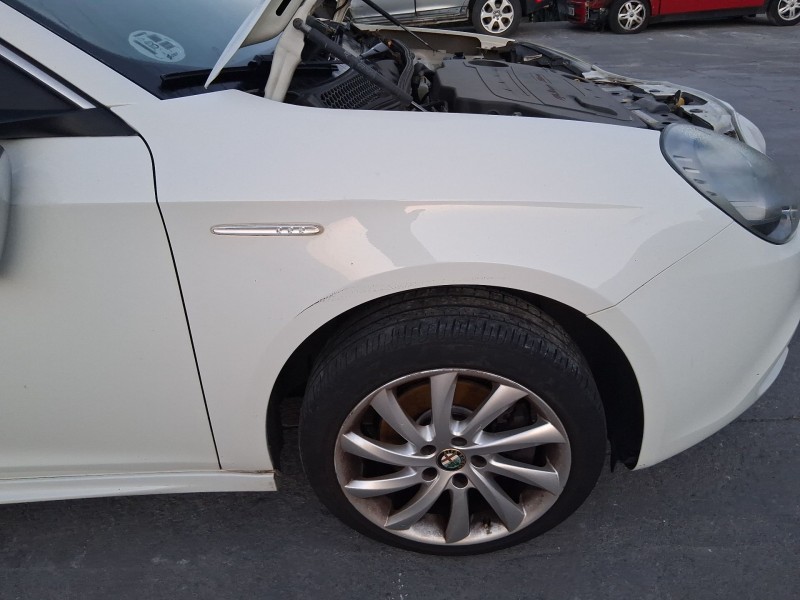Recambio de aleta delantera derecha para alfa romeo giulietta (940_) 2.0 jtdm (940.fxl1a) referencia OEM IAM 1689787980  