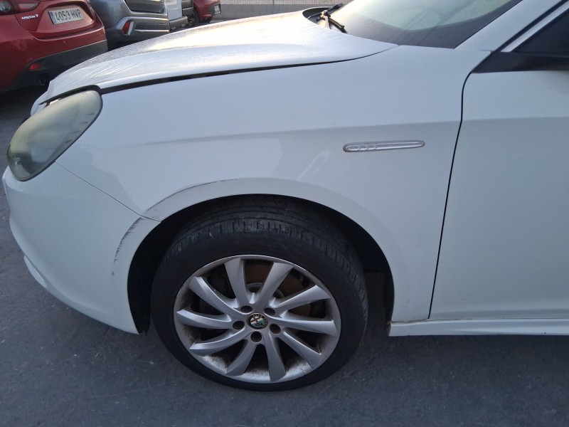 Recambio de aleta delantera izquierda para alfa romeo giulietta (940_) 2.0 jtdm (940.fxl1a) referencia OEM IAM 1689788080 ROZADA