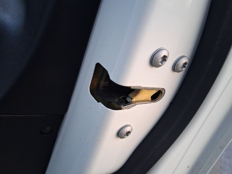Recambio de cerradura puerta delantera derecha para alfa romeo giulietta (940_) 2.0 jtdm (940.fxl1a) referencia OEM IAM 71775802