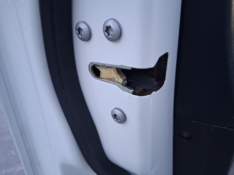 Recambio de cerradura puerta delantera izquierda para alfa romeo giulietta (940_) 2.0 jtdm (940.fxl1a) referencia OEM IAM 717758