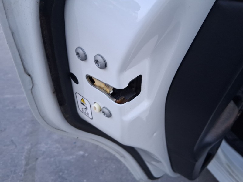 Recambio de cerradura puerta trasera izquierda para alfa romeo giulietta (940_) 2.0 jtdm (940.fxl1a) referencia OEM IAM 71775809