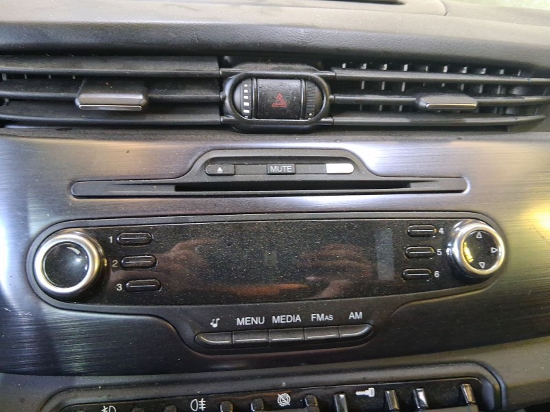 Recambio de sistema audio / radio cd para alfa romeo giulietta (940_) 2.0 jtdm (940.fxl1a) referencia OEM IAM 156091249  