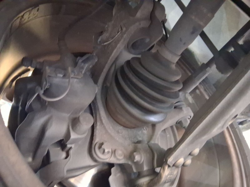Recambio de mangueta delantera derecha para alfa romeo giulietta (940_) 2.0 jtdm (940.fxl1a) referencia OEM IAM 50514556  