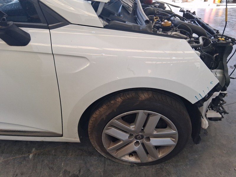 Recambio de aleta delantera derecha para renault clio v (b7_) 1.0 tce 100 (b7mt) referencia OEM IAM 631002838R TOCADA 