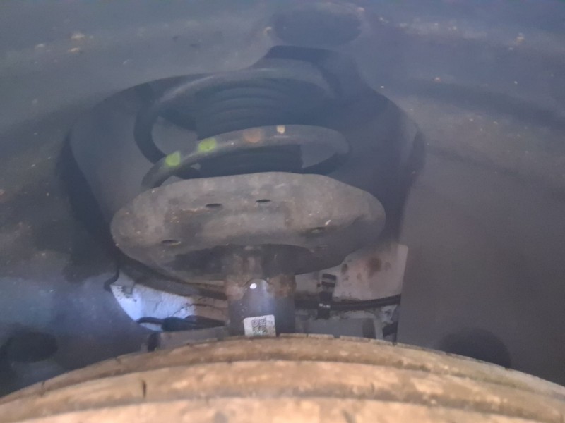 Recambio de amortiguador delantero derecho para renault clio v (b7_) 1.0 tce 100 (b7mt) referencia OEM IAM 543023887R  