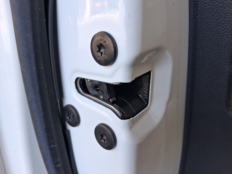 Recambio de cerradura puerta delantera izquierda para renault clio v (b7_) 1.0 tce 100 (b7mt) referencia OEM IAM 805032387R  
