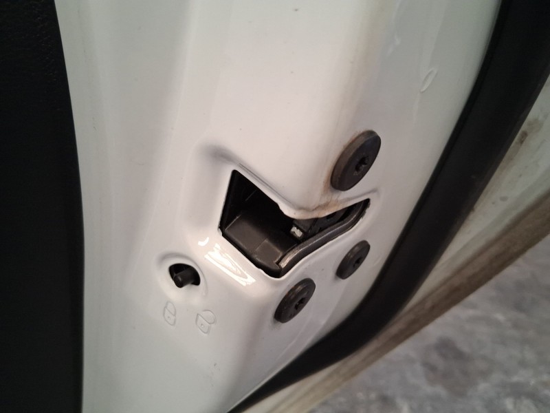 Recambio de cerradura puerta trasera derecha para renault clio v (b7_) 1.0 tce 100 (b7mt) referencia OEM IAM 825007311R  