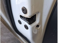 Recambio de cerradura puerta trasera izquierda para renault clio v (b7_) 1.0 tce 100 (b7mt) referencia OEM IAM 825039554R  
