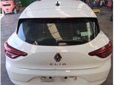PORTON TRASERO 901009697R TOCADO 