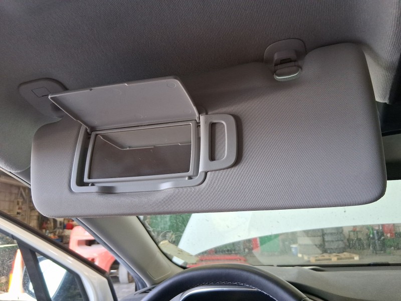 Recambio de parasol izquierdo para renault clio v (b7_) 1.0 tce 100 (b7mt) referencia OEM IAM 964011680R  