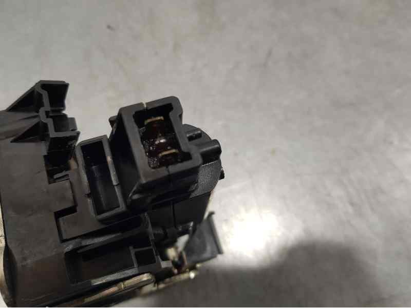 Recambio de cerradura puerta delantera derecha para dacia dokker ambiance referencia OEM IAM 805025267R  