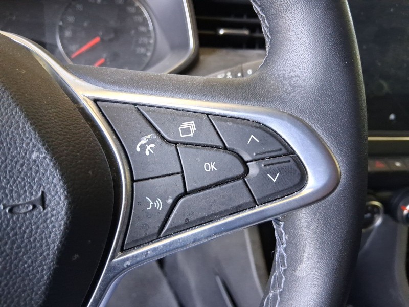 Recambio de volante para renault clio v (b7_) 1.0 tce 100 (b7mt) referencia OEM IAM 484009442R  