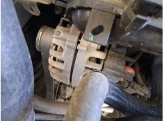 Recambio de alternador para renault clio v (b7_) 1.0 tce 100 (b7mt) referencia OEM IAM 231009933R  