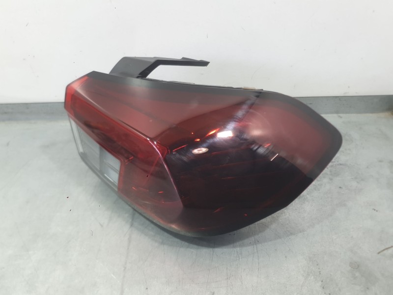 Recambio de piloto trasero derecho exterior para opel corsa f (p2jo) 1.2 (68) referencia OEM IAM 9829317280  
