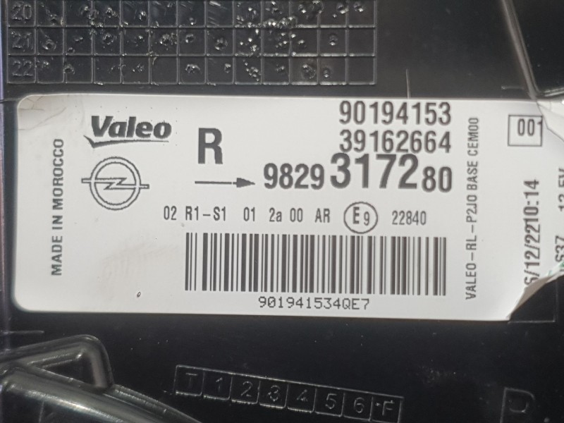 Recambio de piloto trasero derecho exterior para opel corsa f (p2jo) 1.2 (68) referencia OEM IAM 9829317280  