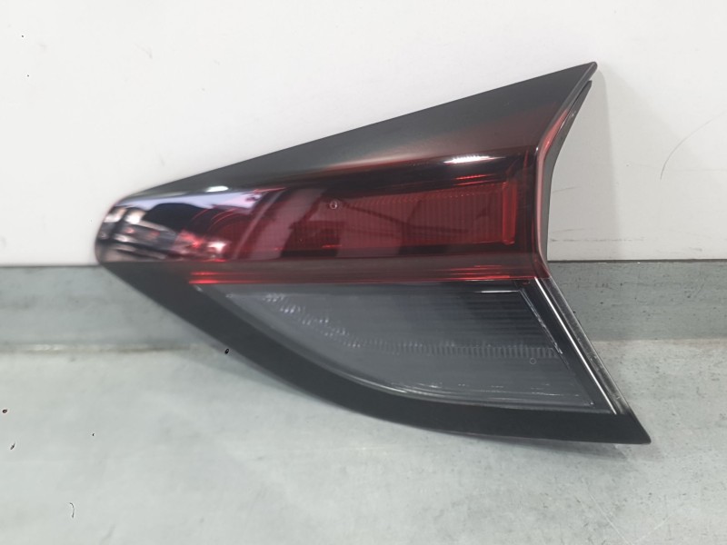 Recambio de piloto trasero derecho interior para opel corsa f (p2jo) 1.2 (68) referencia OEM IAM 9830096180  