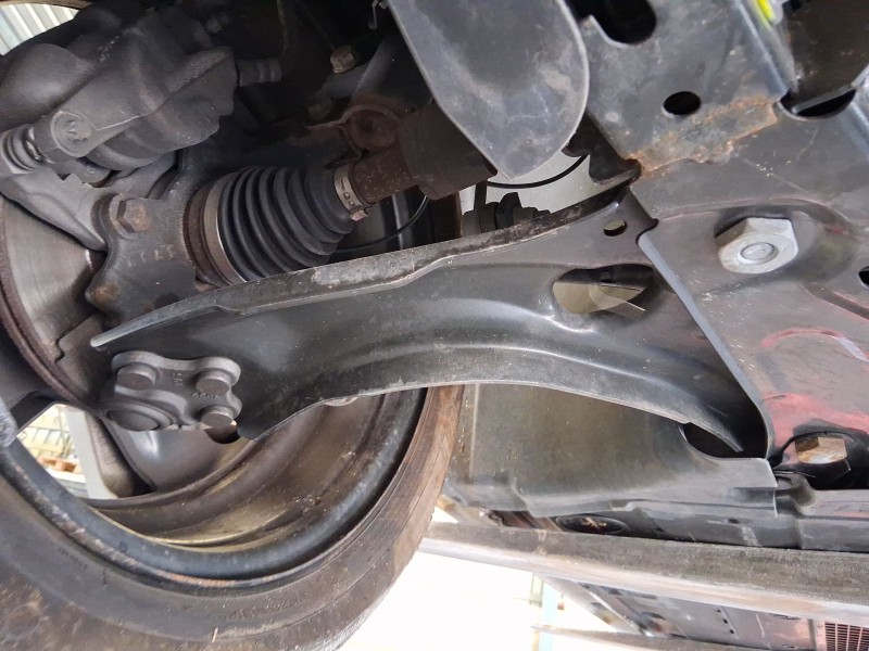 Recambio de brazo suspension inferior delantero derecho para renault clio v (b7_) 1.0 tce 100 (b7mt) referencia OEM IAM 54500244