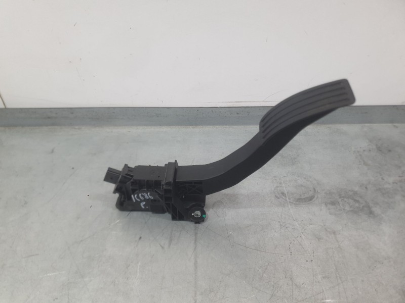 Recambio de potenciometro pedal para lynk & co 01 phev referencia OEM IAM 8891144866  