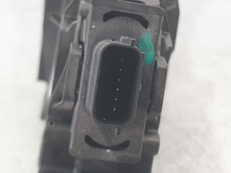 Recambio de potenciometro pedal para lynk & co 01 phev referencia OEM IAM 8891144866  