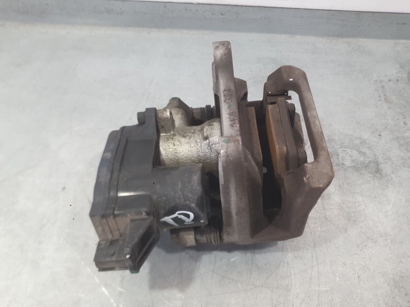 Recambio de pinza freno trasera derecha para lynk & co 01 phev referencia OEM IAM 8888785438  