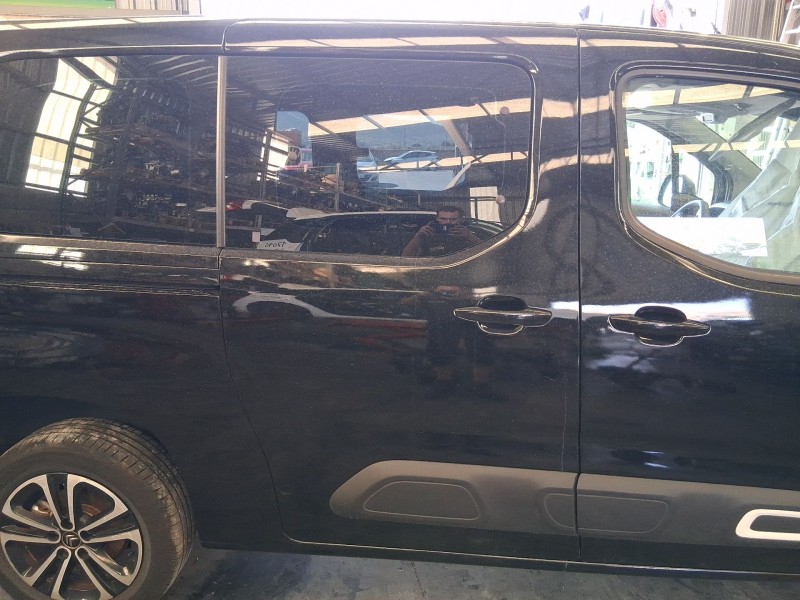 Recambio de puerta lateral corredera derecha para citroën berlingo (er_, ec_) 1.5 bluehdi 100 referencia OEM IAM 9820425480  