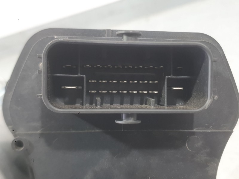 Recambio de servofreno para lynk & co 01 phev referencia OEM IAM 8890952178  