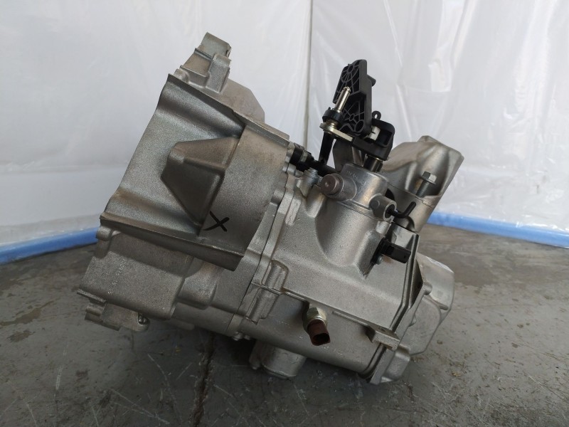 Recambio de caja cambios para skoda fabia iv (pj3) 1.0 tsi referencia OEM IAM VGR 091025 0AJ300043T